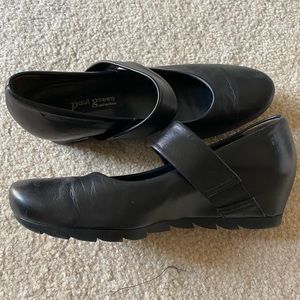 Paul Green leather mary jane wedge 7